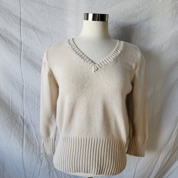 ✨Joe Fresh Cream V-Neck Sweater/Pullover - Picture 7 of 7